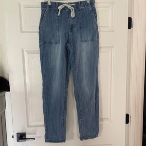 Judy Blue Relaxed Fit Light Blue Jeans